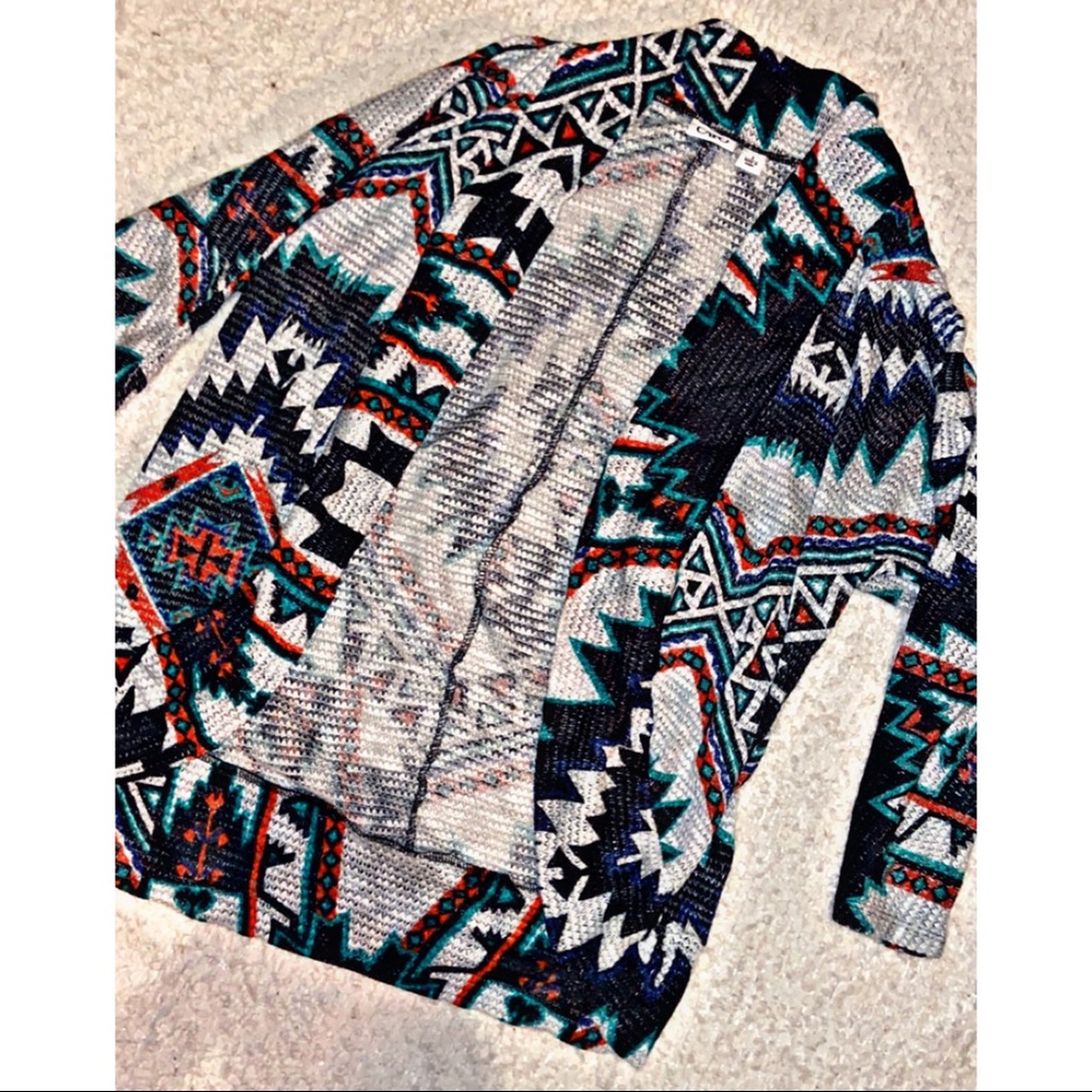 Aztec print lightweight shrug/cardigan